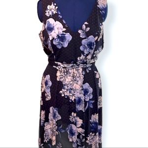 TOMMY HILFIGER sleeveless dress, dark blue flowers and polka dots. Soft, size 16